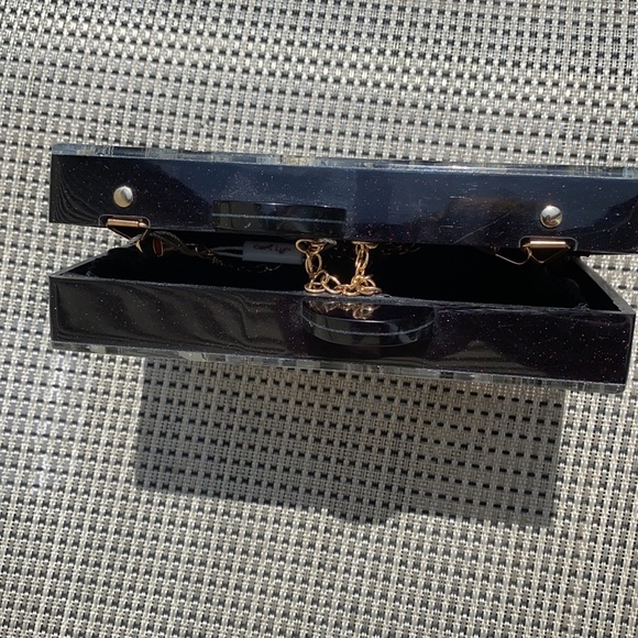 Bari Lynn Clutch - Picture 7 of 9